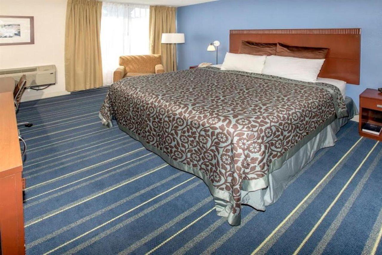 Days By Wyndham Airport / Lehigh Valley 3* Allentown